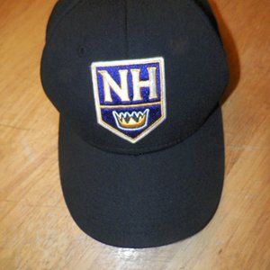 pukka hat new hampshire monarchs hokey team like new condition adjustable fit